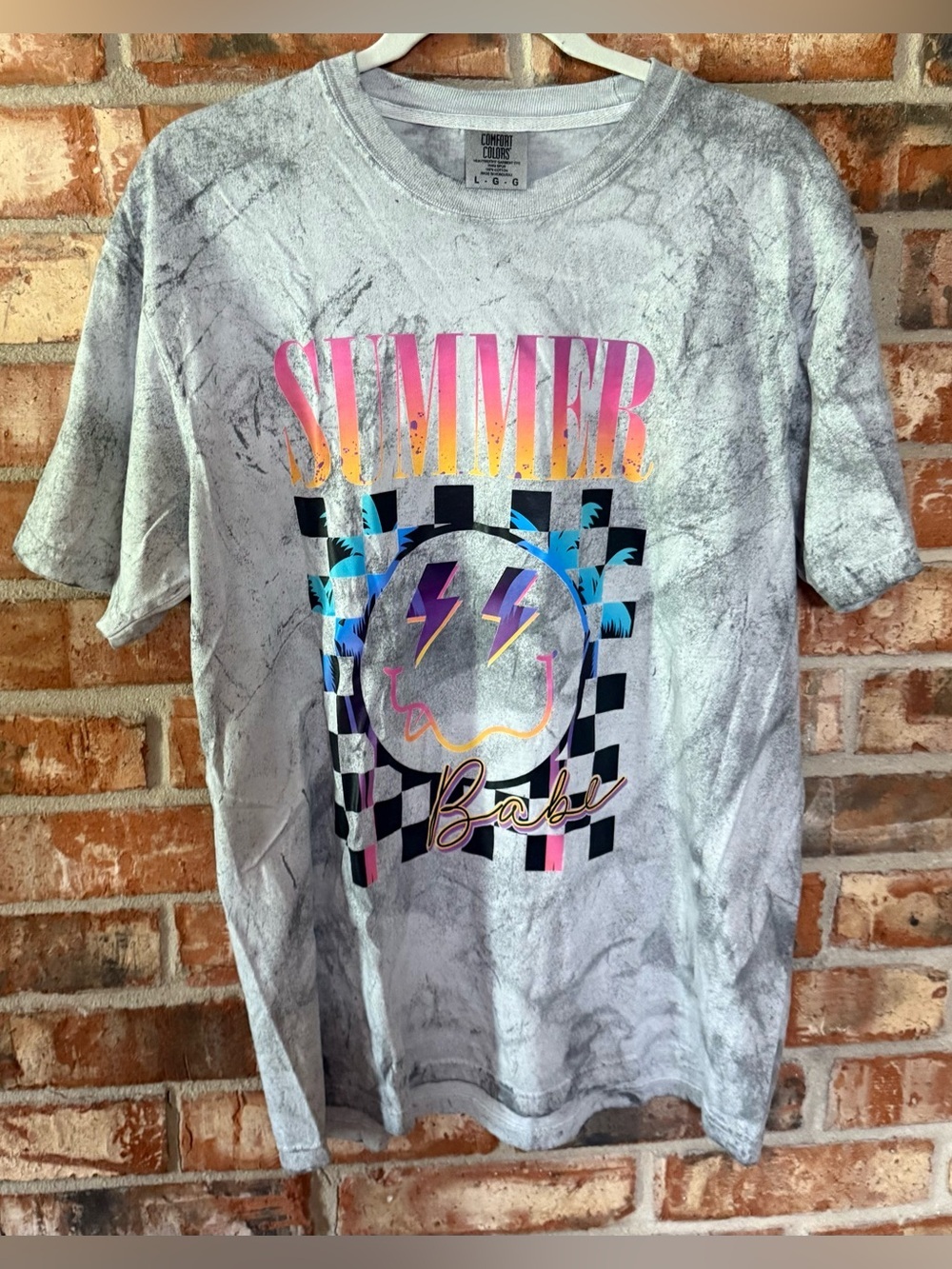 Comfort Colors Gray Color blast 'Summer Babe' Graphic Tee with Neon Accents